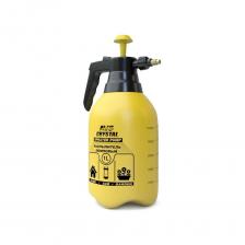 Распылитель помповый AVS CW-01 1 литр A78647S - это удобный и практичный инструмент для бытового использования. Он оснащен ручной помпой, что позволяет легко контролировать процесс распыления. Объем бака составляет 1 литр, что делает его подходящим для небольших садовых работ или уборки. Изготовленный из полипропилена, распылитель отличается химической стойкостью, что позволяет использовать его с различными растворами. Максимальное давление распыления достигает 3 бар, а наличие клапана сброса давления обеспечивает безопасность в использовании. Компактные размеры и легкий вес делают его удобным для переноски и хранения. Яркий желто-черный дизайн добавляет эстетическую привлекательность, а отсутствие телескопической штанги и шланга упрощает конструкцию и эксплуатацию. Распылитель помповый AVS CW-01 1 литр A78647S - это удобный и практичный инструмент для бытового использования. Он оснащен ручной помпой, что позволяет легко контролировать процесс распыления. Объем бака составляет 1 литр, что делает его подходящим для небольших садовых работ или уборки. Изготовленный из полипропилена, распылитель отличается химической стойкостью, что позволяет использовать его с различными растворами. Максимальное давление распыления достигает 3 бар, а наличие клапана сброса давления обеспечивает безопасность в использовании. Компактные размеры и легкий вес делают его удобным для переноски и хранения. Яркий желто-черный дизайн добавляет эстетическую привлекательность, а отсутствие телескопической штанги и шланга упрощает конструкцию и эксплуатацию.