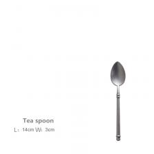 Набор посуды из нержавеющей стали 304, красный ретро-нож и вилка, нож и ложка для стейка в западном стиле, набор скандинавской посуды Набор посуды из нержавеющей стали 304, красный ретро-нож и вилка, нож и ложка для стейка в западном стиле, набор скандинавской посуды