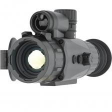 Тепловизионный прицел Artelv Electron 3.4x35 LRF – высокоточный инструмент для профессиональной охоты и наблюденияУниверсальное применение:Охота – выслеживайте добычу даже в кромешной тьмеТуризм и выживание – безопасность в дикой природеОхрана периметра – контроль территории ночью Продвинутая оптика с германиевым объективом35-мм германиевая линза с высокой прозрачностью в ИК-спектреАлмазная обработка SPDT для идеальной геометрии поверхностиAR и DLC покрытия защищают от влаги, загрязнений и температурных перепадовГибкое увеличение и удобство работыОптическое увеличение: 3.4x (базовое), цифровой зум до 13.6xШирокий угол обзора 7.6°x5.6° для комфортного наблюдения3 режима масштабирования (1x, 2x, 4x)Интеллектуальные функции и запись данныхВстроенный лазерный дальномер для точного определения дистанции5 типов прицельных сеток с автоматической баллистической коррекциейЗапись фото и видео (32 ГБ памяти) с возможностью передачи на смартфонРежим "Картинка в картинке" (PiP) для детального анализа целиВыделение "горячих точек" – автоматическая маркировка теплых объектов6-осевой гироскоп для коррекции прицела при наклонахДальность обнаружения:Автомобиль – до 6287 мЧеловек – до 2600 мМелкая цель – до 2010 мМобильная синхронизация и автономностьArtelv Vision – трансляция изображения на смартфон в реальном времениДо 5,5 часов работы от встроенного аккумулятора с поддержкой Power BankГарантия 5 лет (3года + 2 после регистрации) Тепловизионный прицел Artelv Electron 3.4x35 LRF – высокоточный инструмент для профессиональной охоты и наблюденияУниверсальное применение:Охота – выслеживайте добычу даже в кромешной тьмеТуризм и выживание – безопасность в дикой природеОхрана периметра – контроль территории ночью Продвинутая оптика с германиевым объективом35-мм германиевая линза с высокой прозрачностью в ИК-спектреАлмазная обработка SPDT для идеальной геометрии поверхностиAR и DLC покрытия защищают от влаги, загрязнений и температурных перепадовГибкое увеличение и удобство работыОптическое увеличение: 3.4x (базовое), цифровой зум до 13.6xШирокий угол обзора 7.6°x5.6° для комфортного наблюдения3 режима масштабирования (1x, 2x, 4x)Интеллектуальные функции и запись данныхВстроенный лазерный дальномер для точного определения дистанции5 типов прицельных сеток с автоматической баллистической коррекциейЗапись фото и видео (32 ГБ памяти) с возможностью передачи на смартфонРежим "Картинка в картинке" (PiP) для детального анализа целиВыделение "горячих точек" – автоматическая маркировка теплых объектов6-осевой гироскоп для коррекции прицела при наклонахДальность обнаружения:Автомобиль – до 6287 мЧеловек – до 2600 мМелкая цель – до 2010 мМобильная синхронизация и автономностьArtelv Vision – трансляция изображения на смартфон в реальном времениДо 5,5 часов работы от встроенного аккумулятора с поддержкой Power BankГарантия 5 лет (3года + 2 после регистрации)