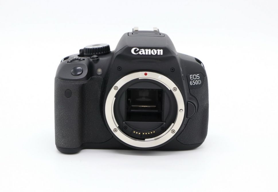 Цифровой фотоаппарат Canon EOS 650D - купить по цене от 14500 руб в интернет-магазинах Москвы, характеристики, фото, доставка