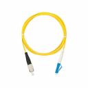 Переходной волоконно-оптический шнур NIKOMAX NMF-PC1S2C2-FCU-LCU-015