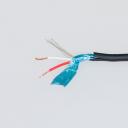 Микрофонный кабель 2x0,12 мм? предназначен для подключения микрофонной аппаратуры. Кабель имеет двойную экранировку, что обеспечивает защиту от электромагнитных помех. Его внешний диаметр составляет 3 мм.Внутренняя структура кабеля включает три слоя:первый состоит из 10 проводов из меди диаметром 0.12 мм каждый, покрытых поливинилхлоридом (ПВХ),второй также содержит 10 медных проводов диаметром 0.12 мм, но покрытых этиленвинилацетатом (ЭВА),третий слой состоит из семи проводов из меди диаметром 0.17 мм.Кроме того, внутри кабеля находятся 17 линий из хлопчатобумажной нити (COTTON). Внешний диаметр кабеля составляет 3 мм.