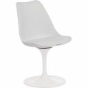 Великолепный стул TULIP FASHION CHAIR из коллекции Modern выполнен в стиле известной работы американского архитектора Ээро Сааринена - стула Tulip, который он спроектировал в середине двадцатого века. Уникальная форма стула и сочетание цветов идеально соответствуют концепции современного стильного пространства. Стул подкупает своей универсальностью и комфортной посадкой, благодаря которым варианты его расположения в интерьере безграничны. Цельная спинка и сиденье из белого пластика с мягкой накладкой из полиуретана белого цвета обеспечат удобную посадку на протяжении длительного времени. Металлическая ножка и круглое основание придают стулу большую устойчивость. Накладка из полиуретана – красивая, надежная, не требующая сложного ухода. Пластик и металл – прочные и долговечные материалы, способные выдерживать большую нагрузку. Стул хорошо подойдет для гостиной, для кухни, для спальни, для ресторана или для кафе. Стул очень прост в сборке, инструкция по сборке прилагается.