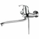 A2205 смеситель ванно-душевой с душевым гарнитуром хром латунь, картридж D=40 мм излив: L=320 мм, поворотный установочный комплект + ручная лейка: ABS пластик, D=75 мм, 5 режимов, хром держатель настенный: ABS пластик, хром шланг: L=1500 мм, оплётка сталь SUS201, хром Смеситель предназначен для подачи воды в ванну, обеспечивает комфортное использование душа. Устанавливается на вертикальная поверхность. Имеет эргономичный дизайн и отлично впишется практически в любой интерьер ванной комнаты. Наличие аэратора обеспечить равномерный поток воды, а также ее относительное смягчение.