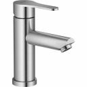 Смеситель SPLENKA - идеальное сочетание функциональности, стиля и надежности в ванной комнате. Однорычажное управление: регулируйте температуру и напор воды одним движением руки - просто, интуитивно и удобно. Продуманная конструкция: излив оптимальной высоты и формы создает плавный и комфортный поток воды, идеально подходящий для умывания и других процедур. Современное исполнение смесителя с минималистическим оформлением прекрасно впишется в любой интерьер ванной комнаты. Высокое качество: смеситель изготовлен из высококачественных материалов, устойчивых к коррозии и механическим повреждениям. Керамический картридж: обеспечивает плавное и точное регулирование воды, гарантируя бесперебойную работу на протяжении многих лет.