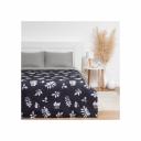 Покрывало Этель подходит для организации спального места. Покрывало обеспечивает защиту постельного белья от пыли и грязи. Выполнено из мягкой и прочной ткани, благодаря чему прослужит долго. Благодаря приятной расцветке покрывало гармонично впишется в любой интерьер.