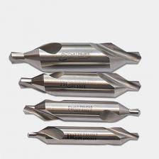 Сверло центровочное без предохранительного конуса с кобальтом (тип А), ГОСТ 14952-75 Р6М5К5 широко используется в машиностроении, строительстве, металлообработке и других отраслях хозяйствования. Инструмент представляет собой металлический стержень с острыми элементами на конце и спиралевидными углублениями, по которым удаляется стружка. В состав изделия входит также хвостовик для фиксации сверла в патроне дрели, перфоратора или сверлильного станка. Режущий элемент, который занимает примерно половину диаметра инструмента, создает отверстия цилиндрической формы. В качестве материала изготовления этого вида продукции используются специальные марки быстрорежущей стали. Внимание, изображение товара может отличаться от реального! Верные параметры указаны в технических характеристиках товара.