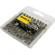 Набор SKOLE сверл по металлу M2 Co состоит из 10 сверл диаметром - 4мм. Сверла изготовлены из высококачественной, быстрорежущей стали M2 с добавлением кобальта, что обеспечивает их высокую прочность и долговечность. Сверло имеет два режущих края на каждом конце. Они идеально подходят для сверления отверстий в металле, включая сталь, алюминий и другие металлы. Все сверла зафиксированы в индивидуальных ячейках и находятся в прочном пластиковом кейсе, в котором удобно хранить и транспортировать инструмент. Сверло произведено из стали Р6М5 (М2, HSS-G) один из самых популярных сплавов, для инструмента широкого назначения, оптимально подходит для резьбонарезного инструмента, для ударных нагрузок. Отличная красностойкость, износоустойчивость режущих кромок, стойкость на удар, отсутствие биения у сверл. Инструмент отлично держит заточку.