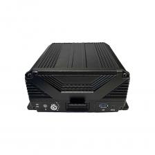 Основное: Встроенный высокопроизводительный чипсет HI silicon, сжатие по стандарту H. 264/H. 265, высокая степень сжатия без потери качества. AHD/TVI/CVI/IPC/аналог Поддержка до 10 камер (8 аналог + 2 IP-камеры) 2 видеовыхода (1 канал AV, 1 канал VGA) Поддержка ИБП Встроенный датчик удара, мониторинг стиля вождения Помощь при парковке задним ходом Регулировка изображение камеры по горизонтали и вертикали Питание: Широкий диапазон вольтажа, от 8-36 В постоянного тока Множественные цепи защиты, от таких как пониженное напряжение, короткое замыкание, неправильное подключение Умная система управления питанием, выключение под низким напряжением, низкое потребление в режиме ожидания Регулярная передача данных GPS на сервер с очень низким энергопотреблением, соответствующим стандарту JT/T794-2011 Архив: Встроенный суперконденсатор для предотвращения потери данных и повреждения диска, вызванного внезапным отключением Специальная система управления файлами для шифрования и защиты данных Запатентованная технология обнаружения битых секторов диска, которая может обеспечить непрерывность записи видео и длительный срок службы диска Поддержка 1-ой SD-карты до 512 Гб и 1-го жесткого диска до 4 Тб одновременно Беспроводные интерфейсы: Поддержка GPS/ГЛОНАСС, высокая чувствительность, быстрое позиционирование Поддержка беспроводной выгрузки архива по Wi-Fi, 802.11b/g/n, 2.4 ГГц + Поддержка стандарта 4G передачи, LTE/HSUPA/HSDPA/WCDMA/EVDO/TD-SCDMA