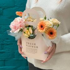 Букет живых цветов ЦВЕТЫ МИШКИ Композиция из герберы и гвоздики