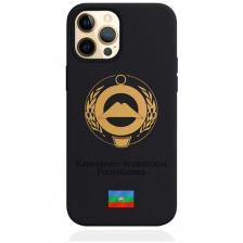 Черный силиконовый чехол для iPhone 12/12 Pro Золотой Герб Карачаево-Черкесской Республики