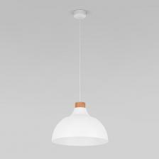Подвесной светильник 2070 Cap White в белом цвете предназначен для создания дополнительного освещения и акцентной подсветки в современных интерьерах.Светильник со сменными лампами E27 создаст качественное освещение на площади 2 м кв. и подсветит рабочие зоны на кухне, в зале или в кабинете и в других местах.Однорожковый светильник с металлическим плафоном оснащен системой регулировки высоты подвеса, позволяющей размещать изделие на разных уровнях, уменьшая или увеличивая угол рассеивания светового потока.Накладной светильник просто устанавливается на натяжных потолках при помощи монтажной планки.