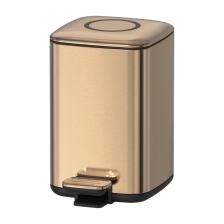 Ведро-контейнер для мусора с микролифтом(плавное тихое закрытые крышки) фирмы Savol предназначено для утилизации отходов, помогает поддержать порядок и чистоту как дома так и в офисном помещении, на предприятиях и в различных учреждениях. Мусорное ведро изготовлено из нержавеющей стали со специальным антикоррозийным покрытием. Оборудовано педалью и пластиковым контейнером внутри.