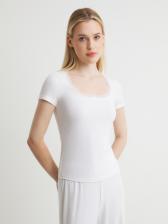Женская одежда Guess