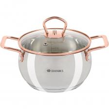 Кастрюля нержавеющая сталь, 1.8 л, с крышкой, крышка стекло, Daniks, Карлин, GS-01332G-16, серебристая, индукция. Вкус блюд зависит не только от умения хозяйки готовить, но и от столовой утвари, которой она пользуется на кухне. Некачественная посуда может испортить любые продукты: они могут подгореть, плохо прожариться или приобрести специфический привкус. Кастрюля изготовлена из высококачественной, устойчивой к коррозии стали, что делает ее незаменимой на любой кухне! Нержавеющая сталь является идеальным материалом для посуды. Цвет:хром. Диаметр:16 см. Рекомендации по использованию и уходу: После покупки тщательно промойте посуду в горячей воде, используя мягкую губку и жидкое моющее средство. Не используйте при этом металлические щетки и кислотосодержащие, абразивные чистящие средства. Во время приготовления пищи пользуйтесь специальными прихватками или варежками для горячего. Беритесь строго за крышку или ручки посуды. При использовании газовых плит, проверьте диаметр конфорки: пламя не должно выходить за пределы посуды или доходить до стенок. При использовании электрической или керамической плиты выбирайте диск с диаметром соответствующим дну посуды. Это позволит Вам гораздо дольше сохранить внешнюю привлекательность посуды от несмываемых пятен окалины и сэкономит газ или электроэнергию. Не грейте пустую посуду. Избегайте резких перепадов температур. После использования, обязательно вымойте посуду либо вручную, либо поместив её в посудомоечную машинку.