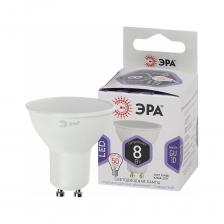 Экономичная светодиодная лампа ЭРА с отличными характеристиками для установки в люстры и все типы бытовых светильников - потолочные, настольные, бра. Бережёт электроэнергию, ярко светит, имеет долгий срок службы. Цветовая температура - холодный белый свет. Такое освещение бодрит, повышает работоспособность. Этот современный источник света создаёт комфортное и безопасное для глаз освещение.