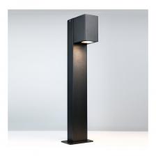 Садово-парковый светильник General Lighting Systems из коллекции Вектор представляет собой надежное и функциональное решение для освещения ландшафта. Его корпус выполнен из прочного металла, что обеспечивает долговечность и устойчивость к внешним воздействиям. Светильник поддерживает использование галогеновых и светодиодных ламп с цоколем GU10 и мощностью до 50 Вт, что позволяет выбрать наиболее подходящий источник света. Благодаря степени защиты IP65, устройство защищено от пыли и влаги, что делает его идеальным для использования на открытом воздухе. Светильник имеет компактные размеры 117х136х500 мм и черный цвет корпуса, что позволяет ему гармонично вписаться в любой ландшафтный дизайн. Подключение к сети 220 В обеспечивает стабильную работу, а наземное крепление упрощает установку.