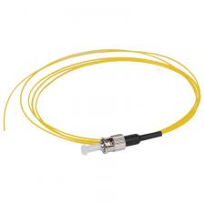 ITK Оптический коммутационный монтажный шнур (пигтеил), (SM), 9/125 (OS2), FC/UPC, LSZH, 1,5м, цена за 1 шт