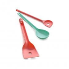 Набор кухонной утвари APOLLO Лопатка перфорированная, ложка кухонная, ложка перфорированная Dense 3 предмета Завтрак DEN-03 предназначен для домашнего использования. Благодаря высокой прочности прослужит долго. Изделия не содержат токсичных веществ, поэтому безопасны для здоровья. Набор легко моется, что экономит время и силы.