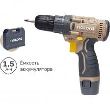 Аккумуляторная дрель-шуруповёрт Nocord — это надёжный инструмент, с которым можно ремонтировать и мастерить дома и на даче. В комплекте с шуруповёртом 13 предметов оснастки: свёрла по металлу и дереву, биты. В кейсе предусмотрен органайзер для оснастки. Инструмент работает на разных скоростях — вы сможете выполнять с ним самые разные работы. Совет: Включите первую скорость (до 350 об/мин), если задача требует усилия: например, нужно закрутить большие саморезы. Вторая скорость (до 1350 об/мин) пригодится там, где нужны большие обороты — для сверления дерева, металла, керамики и стекла. 21 положение крутящего момента поможет правильно настроить усилие закручивания. Совет: Используйте первые положения крутящего момента, чтобы не «утопить» саморез в гипроке, последние лучше подойдут для твёрдого дерева. Ещё одно дополнительное положение используйте для сверления. Съёмный аккумулятор повышенной ёмкости 2000 мА/ч позволяет шуруповёрту работать дольше. Свёрла по металлу сделаны из надёжной инструментальной стали HSS. Биты PH2 и PZ2 — из стали S2 (твёрдость 55–60 HRC), остальные биты — из CRV-стали. Они будут долго сохранять форму и хорошее сцепление с оснасткой.