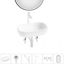 КЕРАМИЧЕСКАЯ РАКОВИНА. Вследствие обжига керамики при температуре 1250° С образуется плотная трехслойная фарфоровая структура, которая придает прочность и обеспечивает белизну как внутренней, так и внешней поверхности умывальника.ДОННЫЙ КЛАПАН CLICK-CLACK. Донный клапан из высококачественной латуни отличается прочностью, устойчив к коррозии и повреждениям. Заглушка клапана служит барьером от попадания мелких предметов в сливное отверстие раковины, а удобная разборная конструкция позволяет прочищать механизм от возможных загрязнений за считанные минуты.МЕТАЛЛИЧЕСКИЙ СИФОН. Латунный сифон Drainage System обладает высокой устойчивостью к перепадам температур и давления. Декоративное покрытие не подвержено выцветанию и воздействию коррозии. Регулировка длины патрубка способствует беспроблемной установке при нестандартном расположении коммуникаций.ВЫСОКИЙ ОТДЕЛЬНОСТОЯЩИЙ СМЕСИТЕЛЬ. Литой корпус смесителя из латуни выдерживает перепады давления и противостоит гидроударам. Прочные гибкие шланги из каучука в металлической оплетке и качественная опрессовка INNOpex обеспечивают герметичность соединений.УГЛОВЫЕ ВЕНТИЛИ (2 шт). Латунные вентили не подвержены износу и устойчивы к температурным нагрузкам. Бесшовный корпус и прочное резьбовое соединение гарантируют полную герметичность подключения.ЗЕРКАЛО ТРЕТЬЕГО ПОКОЛЕНИЯ - 7 RAYS' SPECTRUM. Экологически чистое зеркальное полотно на основе бесцветного флоат-стекла отличается идеальной геометрией и гарантирует четкое отражение без искажения пропорций и перспективы.МНОГОСЛОЙНАЯ УПАКОВКА. Все компоненты набора тщательно упакованы в заводскую тару с надежной фиксацией от случайного смещения и повреждения продукции в процессе транспортировки.