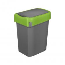 Контейнер для раздельного сбора мусора 10 литров от бренда изготовлен из прочного пластика. Удобная система открывания крышки позволит выбросить мусор в ведро даже с занятыми руками, просто толкнув створку вниз. Крышка может фиксироваться в открытом положении для крупного мусора. Контейнер для раздельного сбора мусора 10 л имеет специальное крепление для мусорных пакетов, легко моется, блокирует неприятные запахи, препятствуя их распространению. Цветовая дифференциация ободов незаменима для организации раздельного сбора мусора дома. Контейнер отлично подойдет для использования в офисе и гармонично впишется в современный домашний интерьер.