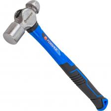 Молоток рихтовочный 450гр. от бренда FORSAGE предназначен для формообразования листового металла и выравнивания поверхности кузова ударным воздействием, а также выполнения художественных работ с листовыми металлами различного профиля (плоскими, криволинейными). Эргономичная фибергласовая рукоятка с противоскользящим покрытием способствует снижению отдачи при ударе и комфортной работе без усталости. Инструмент отличается прочностью и высоким качеством исполнения. Вес бойка 450г Длина молотка 334мм Длина бойка 100мм Ширина бойка 30мм.