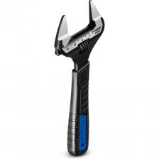 Ключи разводные ЗУБР ?СлимФит Ультра? изготовлены из высокопрочной легированной стали CR-V, защищены от коррозии благодаря фосфатированному покрытию. Обладают повышенным ресурсом и обеспечивают длительную и качественную работу по монтажу и демонтажу резьбовых соединений. Применяется для монтажа и демонтажа резьбовых соединений.ПреимуществаРегулирующий винт с четырьмя витками для надежной работы под надгрузкойТонкие губки для работы с труднодоступных местахМатериал корпуса -CR-VДвухкомпонентная рукоятка эргономичной формы обеспечивает максимально удобный захватМерная шкала позволяет быстро и удобно выставлять требуемый размер деталиФосфатированное покрытие для защиты от коррозииРабочие поверхности закалены токами высокой частоты до твердости 45,5 HRCШирина губок 3 мм