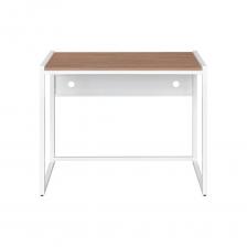 Белый письменный стол AGORA от компании GreenWeen - компактный, но очень удобный и функциональный предмет мебели в скандинавском стиле. Этот предмет мебели отлично подойдет для учебы, работы дома или в офисе, а также просто отдыха за компьютером, ноутбуком. Стол имеет прямоугольную форму, что делает его универсальным для разных помещений: от гостиной и спальни до детской комнаты или офисного кабинета. Основание стола спроектировано таким образом, что сборка стола займет не более 5 минут. Удобная система сборки/разборки позволяет быстро и легко собрать или разобрать стол, если Вам необходимо перевезти его в другое место. Подстолье выполнено из надежного металлического каркаса, из стальной профильной трубы 25х25 и 20х20 мм, что обеспечивает его долговечность и надежность. Для выравнивания стола в комплекте идут пластиковые ножки, регулируемые по высоте.Столешница выполнена из высококачественного ЛДСП марки EGGER, толщина 16 мм, что обеспечивает прочность и долгий срок службы изделия. Благородный оттенок Дуб Канзас придает классический вид этому предмету домашней мебели и подойдет под любой дизайн дома, квартиры или дачи.Размер столешницы 860x500 мм, высота от пола до рабочей поверхности - 750 мм.