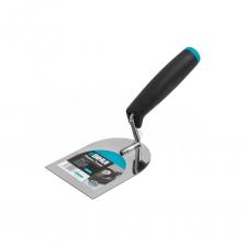 Кельма предназначена для нанесения строительных, гипсовых или цементных растворов на различные поверхности. Изготовлена из высокопрочной углеродистой стали со специальной термической обработкой и покрытием. Пластины кельм проходят специальную термическую обработку, которая повышает их гибкость и износоустойчивость. Эргономичная рукоятка. Прочное неразборное соединение рукоятки и черенка. Идеальная гладкость пластины. Максимальная легкость при сохранении прочности.