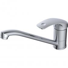 Смеситель для кухни ECONOCE D35 из серии 650 EC0651 представляет собой современное решение для вашей кухни. Он выполнен в стильном хромированном покрытии, что придаёт ему глянцевый и привлекательный вид. Однорычажный механизм управления обеспечивает простоту и удобство в использовании, а расположение рычага сверху позволяет легко регулировать поток воды. Смеситель устанавливается на раковину или столешницу с помощью крепления на гайку, что делает его монтаж быстрым и простым. Изготовленный из прочной латуни, он гарантирует долговечность и надежность. Керамический картридж служит запорным клапаном, обеспечивая плавное и бесшумное управление. Аэратор способствует экономии воды, улучшая её поток. Излив имеет традиционную форму и оптимальные размеры: высота 131 мм и длина 239,5 мм, что делает его удобным для повседневного использования. Гибкая подводка в комплекте упрощает подключение к водопроводной системе.