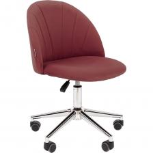 CHAIRMAN HOME 117 – современное и очень эффектное компьютерное кресло, вдохновленное формами морской ракушки. Утонченный дизайн с бархатистой обивкой и элегантной хромированной крестовиной добавит нотку гламура в интерьер, а компактные размеры прекрасно впишутся даже в небольшое помещение. Мобильный и универсальный компьютерный стул подходит как для традиционных, так и для современных пространств, станет украшением домашнего офиса, переговорной или клиентской зоны. Кроме того, его можно использовать как стул мастера для салона красоты, стул для макияжа к туалетному столику или компьютерное кресло для подростка. А разнообразие цветовых решений позволяет вписать кресло в нейтральный интерьер или сделать акцент, добавив ярких красок. Выверенные формы и мягкое сиденье обеспечивают удобную посадку. Регулировка высоты сиденья адаптирует офисное кресло под рост конкретного пользователя. Обивка из велюра, качественной и тактильно приятной ткани, легко очищается от бытовых загрязнений и не требует специального ухода, а прочный каркас и газпатрон 3 класса выдерживают до 120 кг постоянной нагрузки. Крестовина: металлическая хромированная Ролики: диаметр штока 11 мм, покрытие – полиуретан