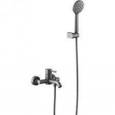 однорычажная система регулировки силы струи и температуры воды цельный корпус смесителя снижает вероятность протечек легкая очистка аэратора пластиковый вытяжной переключатель на душ ручной душ из пластика на 3 режима поворотный держатель ручного душа из пластика 