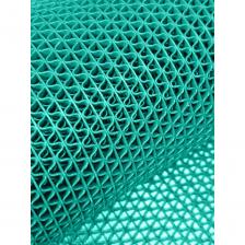 Состав- ПВХ Толщина - 4.5 мм. Анти-скользящие свойство. Противоскользящий коврик Зиг Заг — это уникальное полимерное покрытие, основным назначением которого является решение противоскользящих задач. Довольно часто противоскользящий коврик Зиг Заг используется в качестве грязезащитного покрытия, ведь он отлично задерживает грязь и влагу. Предотвращает скольжение и защищает от грязи одновременно. Устойчив к влаге и не впитывает воду. Гигиенически чист, обладает антимикробной защитой и полностью безвреден для человека. Предотвращает травмы, смягчает боль при падении. Выдерживает большое количество прохождений и устойчив к стиранию. Эстетично вписывается в любой интерьер и ландшафт благодаря наличию нескольких вариантов расцветок За противоскользящим ковриком Зиг Заг довольно легко ухаживать: достаточно стряхнуть коврик и свернуть его в рулон, а затем пропылесосить грязь. Коврик легко моется под водой и экономит Ваше время, которое обычно тратится на уборку.