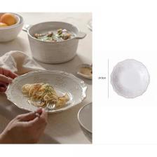 Набор столовой керамической посуды белого цвета