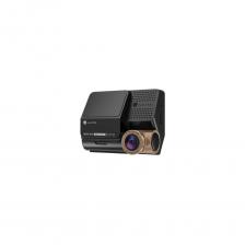 Премиальный регистратор с голосовым управлением NAVITEL RS990 GPS — это премиальный видеорегистратор с впечатляющим качеством записи 4K, поддержкой режима HDR, двумя камерами, расширенной безопасностью (ADAS, BSD и GPS-информер) и управлением по Wi-Fi. Отличительная особенность этой модели— голосовое управление, позволяющее управлять основными функциями с помощью простых голосовых команд Умный ассистент помощи водителю ADAS* предупредит вас о появлении пешехода или об опасном сближении с идущим впереди автомобилем, оповестит о пересечении боковой разметки, а на светофоре или в пробке — просигнализируют о начале движения потока машин. При подключении камеры заднего вида будут также доступны функции BSD* отвечающие за оповещение о риске столкновения сзади и наличие автомобилей в «слепых зонах». * Advanced Driver Assistance System (продвинутая система помощи водителю) — это системы, помогающие водителю в различных аспектах управления автомобилем и повышения безопасности на дороге. * Blind Spot Detection (Система мониторинга слепых зон) — технология, которая помогает водителям обнаруживать транспортные средства, находящиеся в «слепых зонах», то есть в областях, которые не видны в зеркала заднего вида. Двухканальная запись, видеорегистратор с сенсором SONY IMX678 STARVIS 2, в разрешении 4K, 2K или Full HD. Широкий угол 160°. В комплект входит задняя камера Full HD с углом обзора 120°. NAVITEL RS990 GPS оснащен встроенной GPS-антенной и базой данных камер и предупреждений,  