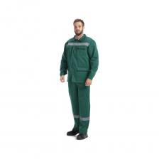 Костюм летний рабочий АГРО состоит из куртки и полукомбинезона. Куртка удлинённая, прямого силуэта c застежкой на кнопки. Два нагрудных и два нижних боковых кармана с клапанами. Рукава втачные с налокотниками, с манжетами застёгивающимися на кнопки. На кокетке (спереди и сзади) – светоотражающая полоса. CОП шириной 5 см для обеспечения хорошей видимости. Рекомендации по уходу: Максимальная температура стирки 40°С мягкий режим Профессиональная сухая в тетрахлорэтилене и во всех растворителях, перечисленных для символа Р мягкий режим Глажение при максимальной температуре подошвы утюга 110°С. Глажение с паром может вызвать необратимое последствие Возможна барабанная сушка. Сушка при более низкой температуре