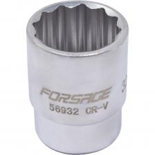 Головка торцевая 32 мм 3/4”, 12-гранная от FORSAGE — это профессиональный инструмент, разработанный для работы с крепежом в условиях высоких нагрузок. Она идеально подходит для применения в автосервисах, производственных и монтажных работах. Изготовлена из прочной хромованадиевой стали (Cr-V), которая отличается высокой устойчивостью к износу и механическим повреждениям. 12-гранный профиль обеспечивает надежный контакт с крепежом и позволяет работать под углом, что особенно важно в труднодоступных местах. Головка совместима с ручными и электроинструментами — трещотками, воротками, удлинителями. Преимущества Высокая прочность и надежность Изготовлена из хромованадиевой стали (Cr-V), устойчивой к износу и механическим повреждениям. 12-гранный профиль Обеспечивает надежный захват крепежа и возможность работы под углом, что удобно в ограниченном пространстве. Совместимость с инструментами Подходит для использования с трещотками, воротками и удлинителями, как ручными, так и электроинструментами. Универсальность применения Отлично справляется с задачами в автосервисах, слесарных мастерских, производственных и монтажных работах. Работа в условиях высоких нагрузок Конструкция рассчитана на интенсивное использование, что делает головку надежным выбором для профессионалов.