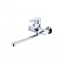 Смеситель для ванны ECONOCE серия 270 (EC0273) - это элегантная модель смесителя для ванны с длинным поворотным изливом, способного прекрасно дополнить интерьер комнаты. Изделие изготовлено из из цинкового сплава по технологии литья в песчаную форму, хромированное покрытие поверхности устойчиво к истиранию и долговечно. Наличие аэратора позволит снизить расход воды, не теряя мощности подаваемого напора. Механический тип переключения позволит комфортно и быстро настроить температуру и мощность потока. В комплекте со смесителем поставляется пластиковая душевая лейка и нержавеющий стальной душевой шланг. Это обеспечивает удобство использования и возможность принимать душ.