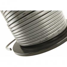 Греющий кабель EASTEC SRL 30-2 CR производится в Южной Корее. Температурный класс кабеля Т6, разогрев кабеля до 65 град.С, максимальная температура внешнего воздействия на оболочку кабеля до 85 град.С. Размер кабеля 11х6,5мм.Кабель саморегулирующийся с УФ-защитой и с экранирующей оплеткой из медной луженой проволоки, которая обеспечивает электробезопасность (заземление) и придает дополнительную механическую прочность кабелю. Водонепроницаемая оболочка позволяет использовать кабель в контакте с водой. Это универсальный по применению греющий кабель мощностью 30 Вт/м, подходит для обогрева кровли и водостоков, трубопровода, канализации, ливневки, резервуара.Корейский греющий кабель EASTEC имеет низкий пусковой ток, всего в 3 раза превышающий номинальный, что важно при расчете нагрузки, и длительный срок службы матрицы без потери мощности - 10 лет.Для соединения греющего кабеля с электрическим проводом рекомендуем использовать клеевые термомуфты и гильзы, например, EASTEC Комплект для заделки кабеля (код товара 28271000).Включение обогрева рекомендуется при приближении заморозков и отключение при устойчивых плюсовых температурах.Для продления срока службы кабеля и регулировки работы системы обогрева труб рекомендуем использовать терморегуляторы, например, EASTEC Е-32 (код товара 26184671), Termostat Kit (код товара 26626312). Для внутреннего обогрева труб с питьевой водой комплекты EASTEC (Истэк). В солнечных регионах для кровли кабель с ультра УФ-защитой EASTEC GR 30-2 CR.