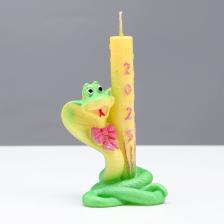 Свеча декоративная «Змея с Салютом 2025»