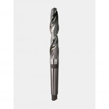 Сверло по металлу РОСИНСТРУМЕНТ широко используется в машиностроении, строительстве, металлообработке и других отраслях хозяйствования. Инструмент представляет собой металлический стержень с острыми элементами на конце и спиралевидными углублениями, по которым удаляется стружка. В состав изделия входит также хвостовик для фиксации сверла в патроне дрели, перфоратора или сверлильного станка. Режущий элемент, который занимает примерно половину диаметра инструмента, создает отверстия цилиндрической формы. В качестве материала изготовления этого вида продукции используются специальные марки быстрорежущей стали.Внимание, изображение товара может отличаться от реального! Верные параметры указаны в технических характеристиках товара.