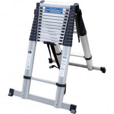 Телескопическая стремянка Scheppach — это надёжный и компактный инструмент для высотных работ в быту, ремонте и строительстве. Благодаря конструкции 13+13 ступеней, она легко трансформируется в двустороннюю стремянку или выдвигается в прямую лестницу длиной до 5 метров. Лёгкая, прочная и безопасная — идеальный выбор для дома, дачи и профессионального использования.Преимущества:Телескопический механизм позволяет быстро разложить и сложить лестницу, адаптируя её под нужную высоту.Фиксирующие защёлки работают плавно — сжали, сложили, готово. Никаких усилий и заминок.Стяжные фиксаторы блокируют секции на нужной высоте, исключая риск самопроизвольного складывания.Прочный ремень удерживает ступени в раскрытом положении, обеспечивая стабильность конструкции.Прорезиненные опоры не скользят и не оставляют следов на полу — будь то плитка, паркет или бетон.Алюминиевый корпус — лёгкий, антикоррозийный и рассчитан на интенсивную эксплуатацию.МногофункциональностьИдеальна для ремонта, монтажа, строительства и бытовых задач — от замены лампочки до фасадных работ.Используется как стремянка или как полноценная лестница — одна модель, множество решений.