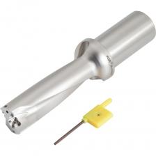 Сверло корпусное ACCKee с креплением твердосплавных пластин используется для сверления отверстий на станках с ЧПУ. Хвостовик сверла позволяет подводить СОЖ и обеспечивает максимальную жесткость крепления сверла. Пластины устанавливаются под определенном углом, который дает баланс для снижения вибраций и усилия резания. Пластины не входят в комплект поставки и приобретаются отдельно! Внимание, изображение товара может отличаться от реального! Верные параметры указаны в технических характеристиках товара.