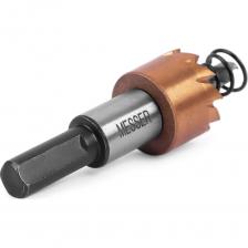 HSS-TiN коронка MESSER с центрирующим сверлом имеет нитрид-титановое покрытие, обеспечивающее термостойкость и значительно увеличивающее ресурс коронки. Коронка предназначена для сверления сквозных отверстий в листовом металле (черном и цветном) до 2-х мм. Основание коронки имеет увеличенную толщину для лучшего сохранения геометрии при сверлении труб. Центрирующее сверло обеспечивает более точное и легкое засверливание в поверхность металла. Цилиндрический хвостовик имеет 3 лыски, которые обеспечивают надежную фиксацию коронки в сверлильном патроне, а пружина удаляет высверленный элемент из коронки. Внимание, изображение товара может отличаться от реального! Верные параметры указаны в технических характеристиках товара.