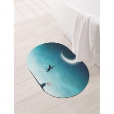 Коврик для ванной и туалета - это современный аксессуар для дома и отличное приобретение для создания домашнего уюта в интерьере вашей ванной комнаты. Универсальный мягкий коврик для ванны противоскользящий на пол размером 58x38 см. Половик для ванной, душевой и туалета выполнен из мягкого и приятного верхнего слоя на основании 100% полиэстера. Нижний слой: прорезиненная основа с противоскользящим покрытием. Овальный коврик для ванны и душа безворсовый на пол защитит вас от скольжения и предотвратит падение. Ковер впитывающий и при этом быстросохнущий, не теряет своих свойств при длительном контакте с влагой. Универсальное изделие подходит для использования в бассейне, сауне, коврик для туалета в туалетной зоне, под унитаз, дорожка в ванную, коврик для кухни и спальне в качестве прикроватного коврика и как коврик для детей. В комплект к коврику для ног резиновому можете подобрать шторку для ванной под брендом JoyArty. При распаковке маленького коврика на пол в ванную может присутствовать незначительный запах, связанный с производственными особенностями. Яркость рисунка может отличаться от изображения на сайте. Допустимо отклонение в размерах +- 2 см.