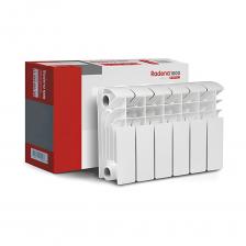 Внимание! Количество секций на фото может отличаться, ориентируйтесь на технические характеристики.Серия VC 1000 200/100 - модели c нижним правым подключением.Радиаторы RADENA bimetall — секционные, полнобиметаллические радиаторы, разработаные в Италии в соответствии с европейскими стандартами и с учетом особенностей российских систем отопления. Радиаторы сертифицированы и отвечают всем европейским и российским нормам.Биметаллические радиаторы RADENA предназначены для применения в системах отопления жилых, общественных и промышленных зданий. Изготовлены в соответствии с ГОСТ 31311–2005. Биметаллический радиатор состоит из секций, соединенных с помощью стальных ниппелей и паронитовых (безасбетовых) прокладок, обеспечивающих герметичность соединений при температуре теплоносителя +120 °С.Внутренняя часть секции радиатора (коллектор) состоит из вертикальной и горизонтальной стальных труб, соединенных с высокой точностью автоматической сваркой в среде аргона. Коллектор биметаллического радиатора заключен в оболочку из высокопрочного алюминиевого сплава методом литья под давлением. Оптимальное оребрение секции радиатора позволяют достичь высоких показателей теплоотдачи, уменьшают инертность прибора.Радиатор окрашен в несколько слоев эпоксидным полиэстером методом анафореза и электростатического напыления порошковой эмали. Базовый цвет радиатора – белый RAL 9016.