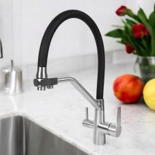 Смеситель для кухни BOND Smart B64-0400: современный дизайн и функциональность.Смеситель для кухни BOND Smart B64-0400 отличается стильным и современным дизайном, который отлично дополнит интерьер вашей кухни.Благодаря удобной ручке и надежному керамическому картриджу, смеситель обеспечивает легкую регулировку потока воды. Гибкая верхняя часть излива позволяет с легкостью ополоснуть мойку и другие крупногабаритные предметы.Аэратор смесителя оснащен функцией экономии воды, насыщает ее пузырьками воздуха и делает струю мягкой, предотвращая разбрызгивание. Он также снижает шум воды, ускоряет выветривание хлора и фильтрует частицы мусора, задерживая их на сетке.Для подачи фильтрованной воды предусмотрена вторая миниатюрная ручка и отдельный канал подачи. Это обеспечивает комфорт и удобство использования, а также позволяет наслаждаться чистой и свежей водой.Аэратор смесителя прост в обслуживании и легко вынимается для чистки. Ключ для аэратора входит в комплект поставки.Корпус смесителя изготовлен из высококачественной нержавеющей стали, гарантируя долгий срок службы и надежность в использовании.Смеситель для кухни с краном для питьевой воды и гибким поворотным изливом BOND Smart B64-0400 - это отличный выбор для тех, кто ценит качество, стиль и функциональность в своем доме.