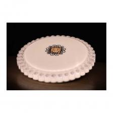 Светодиодный потолочный светильник предназначен для основного освещения внутри помещений различного назначения. Светодиодный потолочный светильник отличается высокой энергоэффективностью и простотой монтажа. Корпус изготовлен из металла, модель имеет опаловый рассеиватель. Дополнительные технические характеристики: Источник света: светодиоды SMD2835 Угол светораспределения: 180° Входное напряжение: 165–265 В Входная частота: 50–60 Гц Коэффициент пульсации: 5% Коэффициент мощности: cos ? > 0,5 Класс защиты от поражения эл. током: l Класс энергоэффективности: A+ Температура эксплуатации: от +1 до +40 °С Срок службы светодиодов: 25000 ч