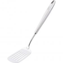 Лопатка Gipfel New Sharm 51899 Нержавеющая сталь характеризуется самой гигиенической поверхностью, которая не имеет пор и трещин, где могут скапливаться бактерии, и легко очищается от любых загрязнений. Она не впитывает посторонние запахи, не ржавеет, долговечна и устойчива к деформации. New Sharm – это обновленная серия Sharm с усовершенствованной, более удобной, укороченной ручкой и отверстием для подвешивания. Лопатка с зеркальной полировкой, смотрится на кухне стильно и нарядно. Подходит для подачи блюд, ей легко перевернуть котлеты или омлет, поднимать и доставать различные ингредиенты. Широкие прорези позволяют с легкостью сцеживать лишнее масло с обжаренных продуктов. Модель сочетается с другими аксессуарами из серии New Sharm. Она легко очищается как губкой с мылом, так и в посудомоечной машине. Не рекомендуем использование абразивных чистящих средств, а так же металлических губок.